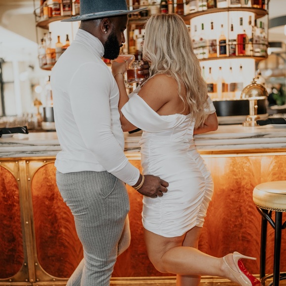 Ivory satin corset dress - divine satin corset dress in ivory size L - Picture 3 of 6